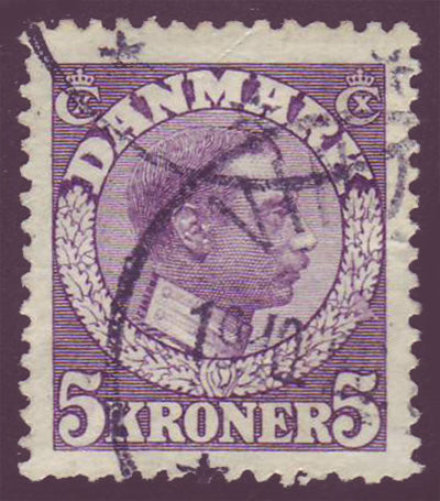 DE0134var5 Danemark Scott # 134 variété de variétés VF usagé . Christian X 1913-28