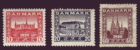 DE0156-582 Danemark Scott # 156-58 MH, châteaux et cathédrales 1920