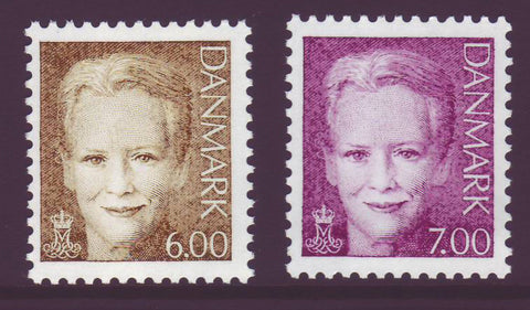 DE1127/32 Denmark Scott #s 1127 and 1132  MNH, Queen Margrethe Definitives for 2001