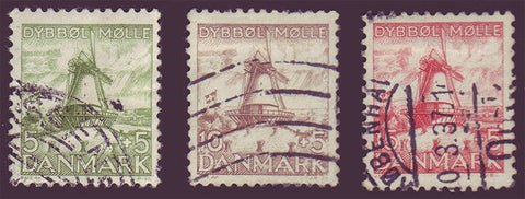 DEB06-085 Denmark Scott # B6-8 Used