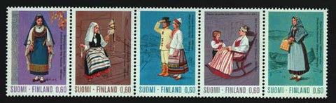 FI0537a Finland Scott # 537a VF MH, Regional Costumes 1973