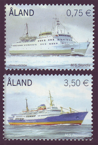 Aland set of 2 stamps showing passenger ferries.