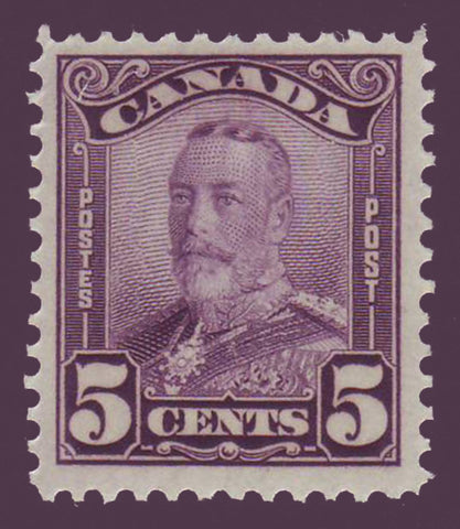 CA01532 Canada       King George V "Scroll" Issue 1928-29      Unitrade # 153 F-VF MH