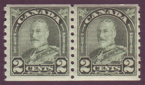 CA0180x21 Canada George V Arch/Leaf Issue 1930-31.    Unitrade # 180 F MNH** pair