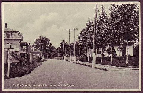 Disraeli, Québec, On Route No. 7, Sherbrooke - Québec (postcard)