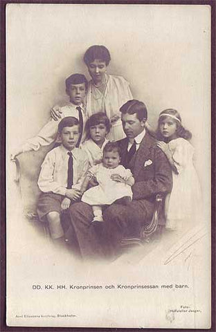 SW6006 Sweden  Crown Prince Gustaf and family. 1910